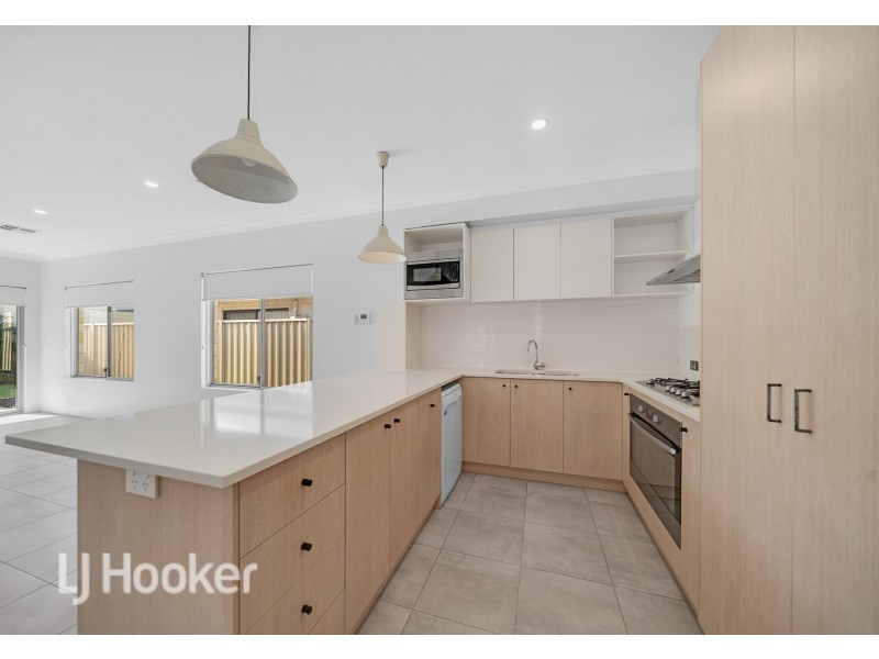 4 Canberra Avenue, Landsdale WA 6065