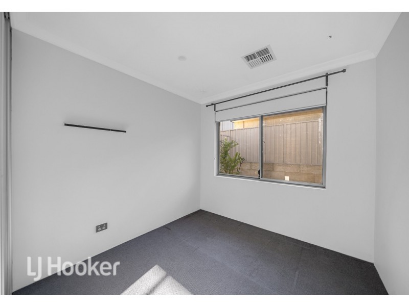 4 Canberra Avenue, Landsdale WA 6065