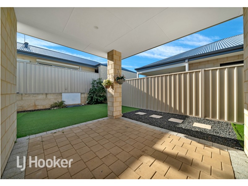 4 Canberra Avenue, Landsdale WA 6065