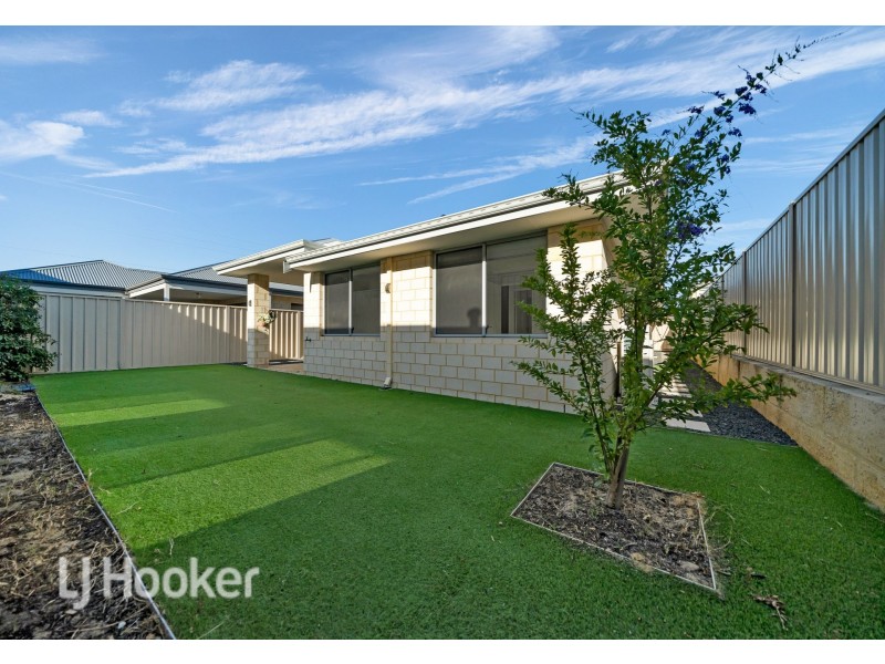 4 Canberra Avenue, Landsdale WA 6065