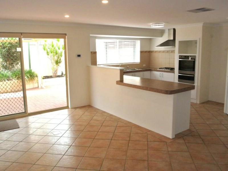 44 Lotherton Way, Hocking WA 6065