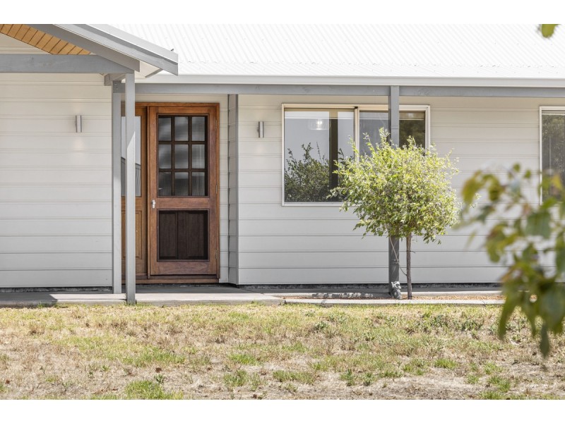 29 Loton Drive, Northam WA 6401