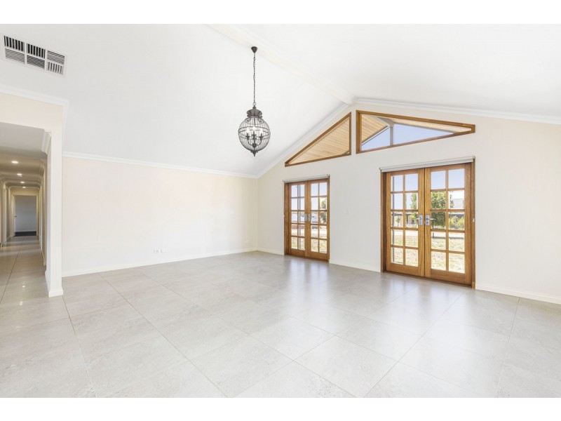 29 Loton Drive, Northam WA 6401