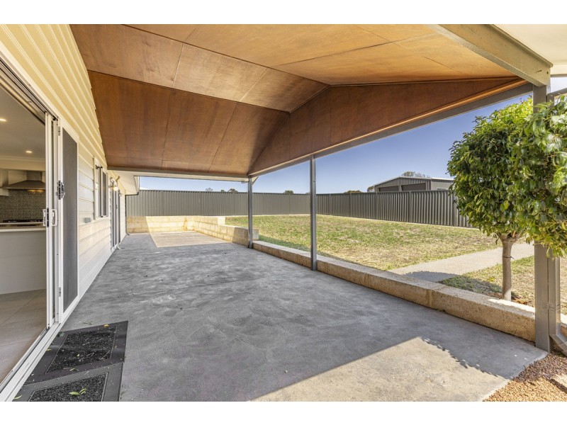 29 Loton Drive, Northam WA 6401