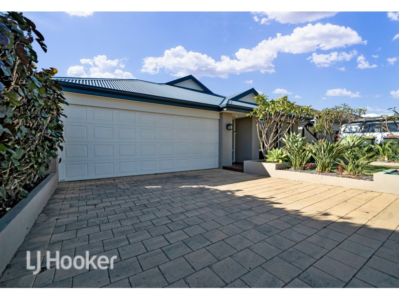 25 Grandoak Drive, Clarkson WA 6030