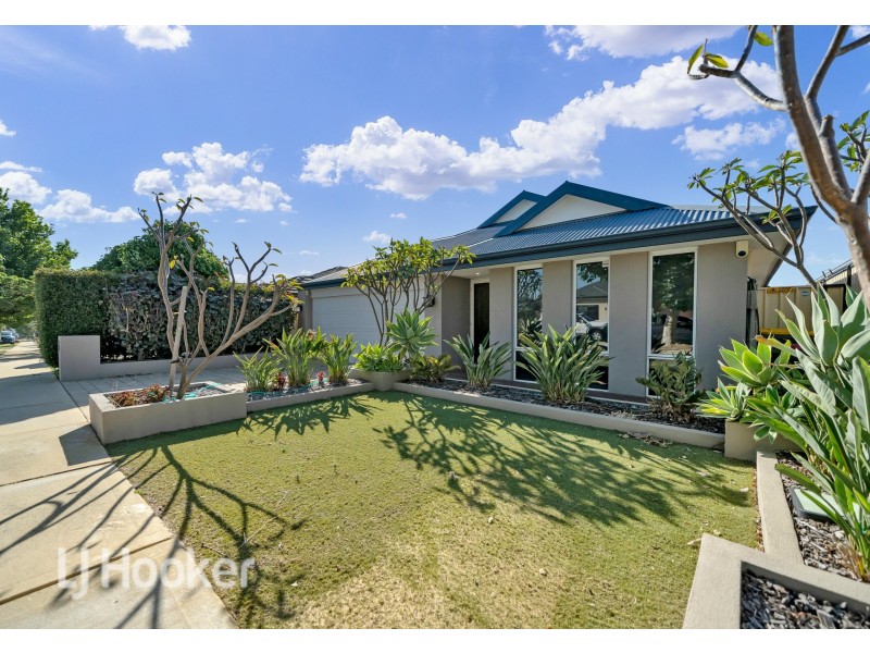 25 Grandoak Drive, Clarkson WA 6030