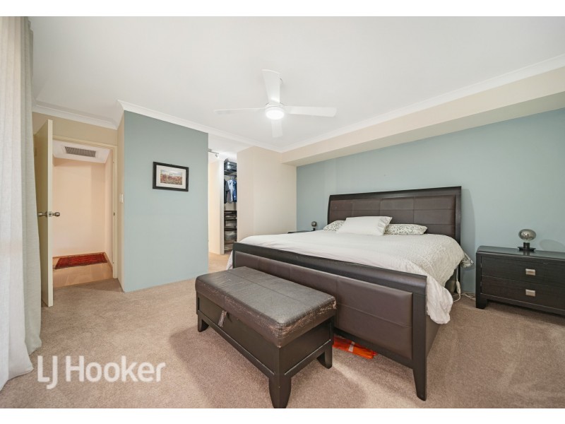 25 Grandoak Drive, Clarkson WA 6030