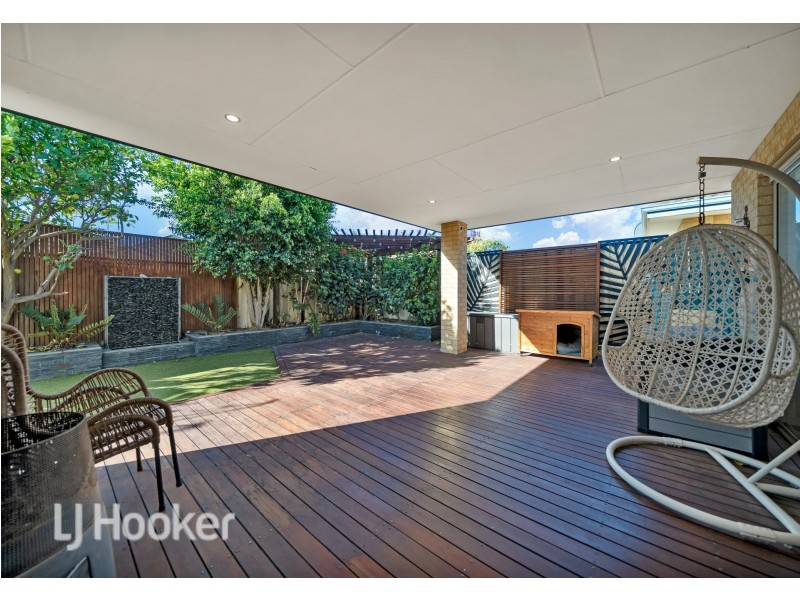 25 Grandoak Drive, Clarkson WA 6030