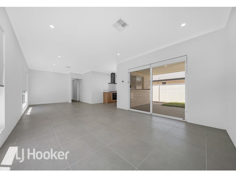 46 Roebuck Boulevard, Eglinton WA 6034