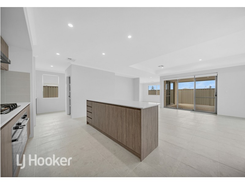 12 Lilac Way, Alkimos WA 6038