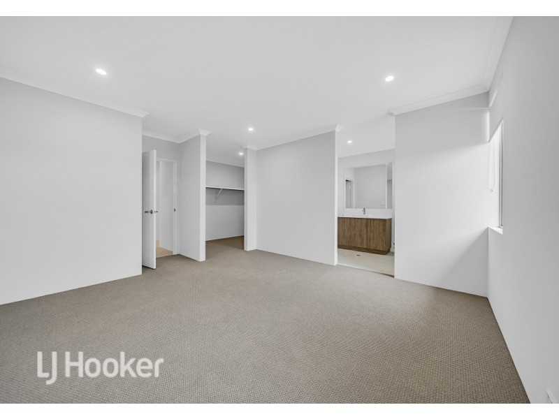 12 Lilac Way, Alkimos WA 6038