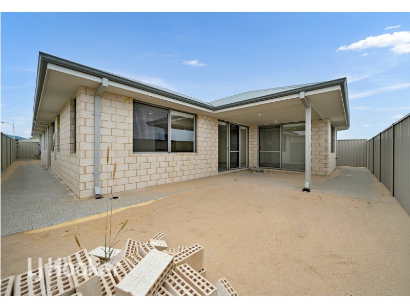 12 Lilac Way, Alkimos WA 6038