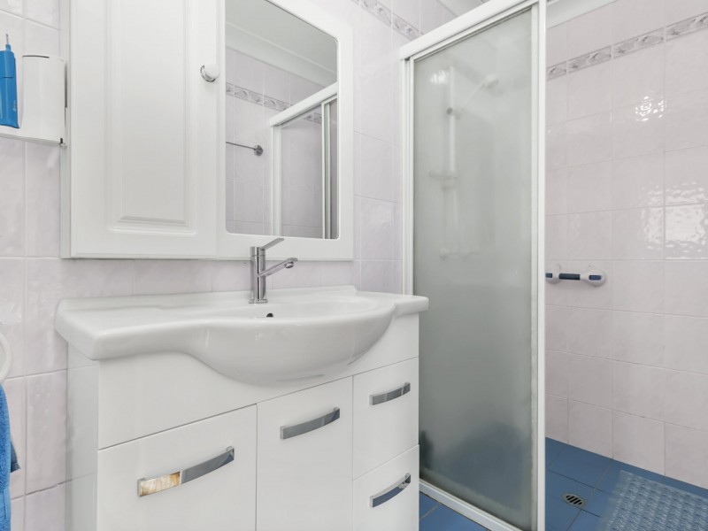 2 Misima Place, Glenfield NSW 2167