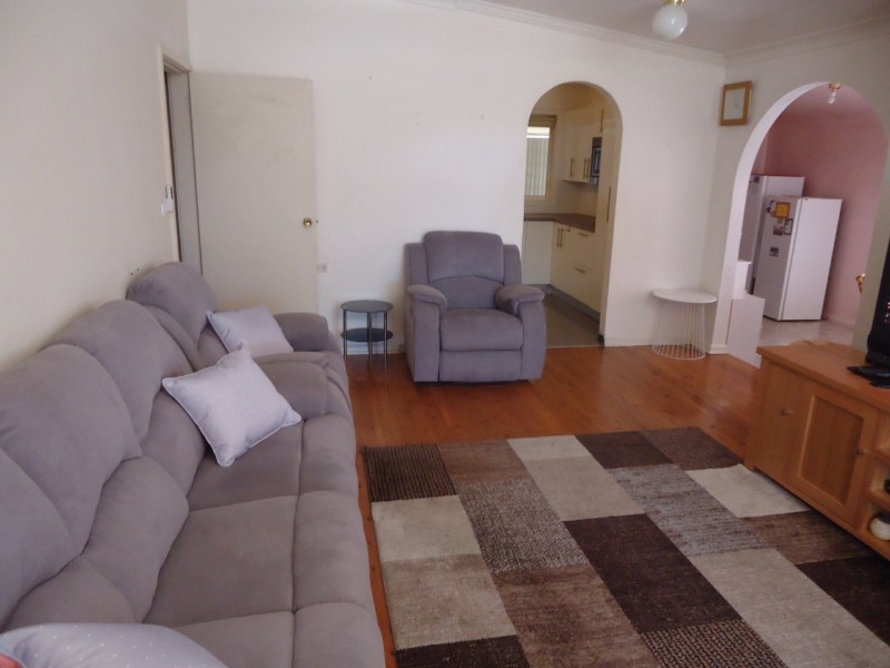 35 Williamson Crescent, Warwick Farm NSW 2170