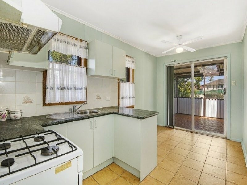 18 Mcilwain street, Ashcroft NSW 2168