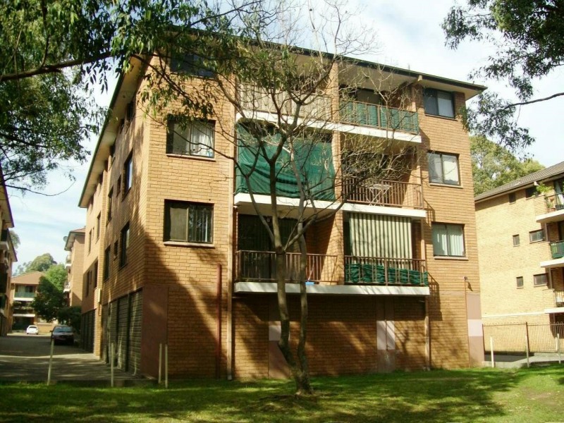 Unit 73/142 moore street, Liverpool NSW 2170