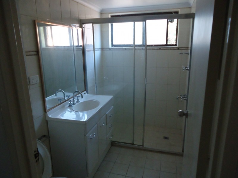 Unit 73/142 moore street, Liverpool NSW 2170