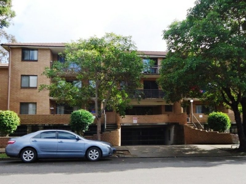 2/85 Castlereagh Street, Liverpool NSW 2170