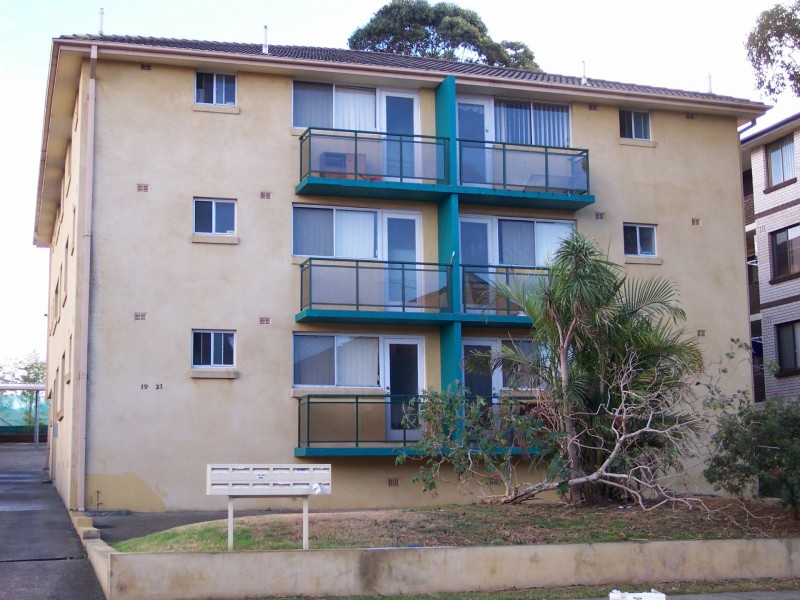 11/19 Charles street, Liverpool NSW 2170