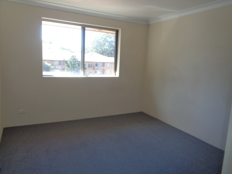 9/20 Charles street, Liverpool NSW 2170