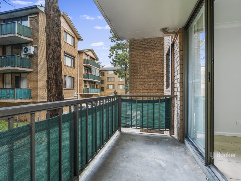 8/132 Moore Street, Liverpool NSW 2170