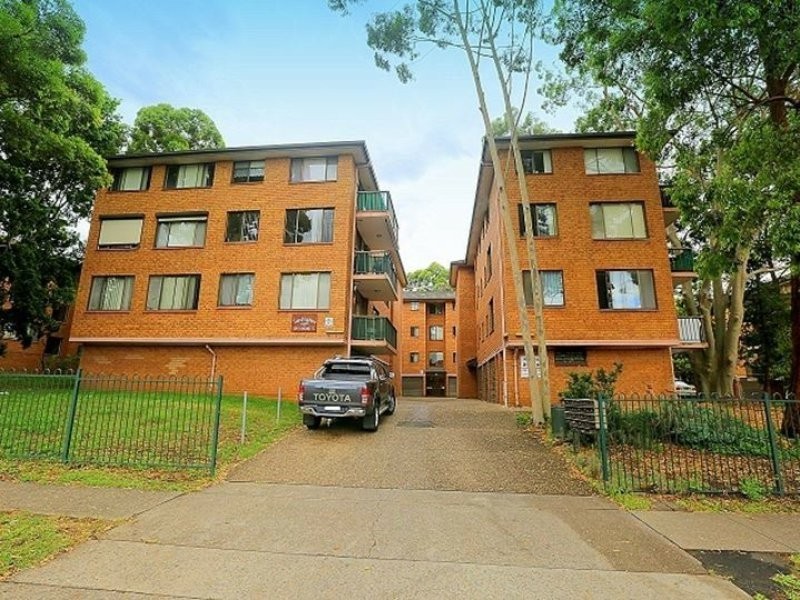 8/132 Moore Street, Liverpool NSW 2170