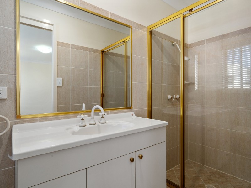 3B Luongo Close, Prestons NSW 2170