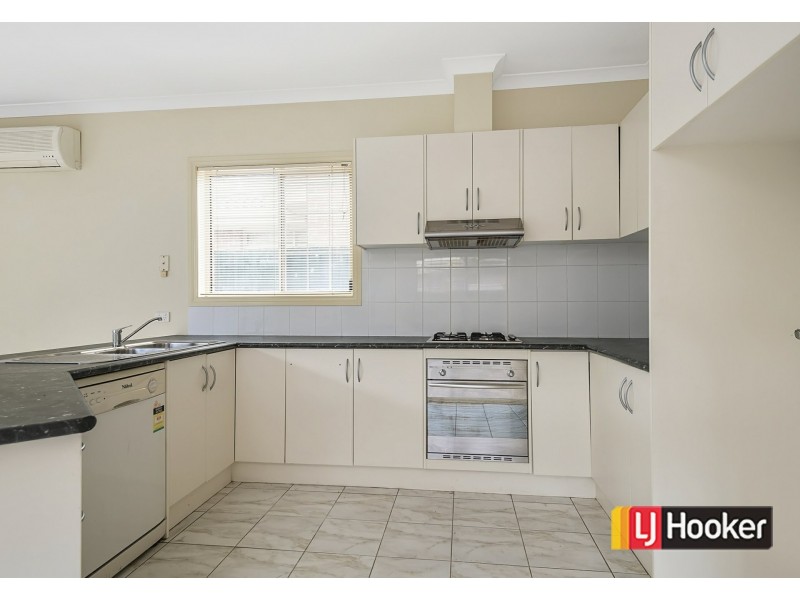 20 Tucker Street, Cranbourne VIC 3977