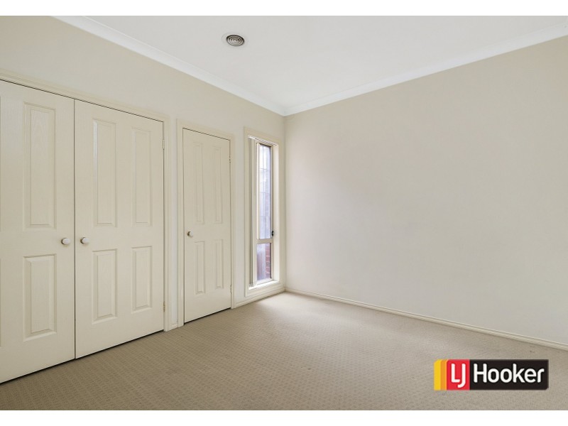 20 Tucker Street, Cranbourne VIC 3977