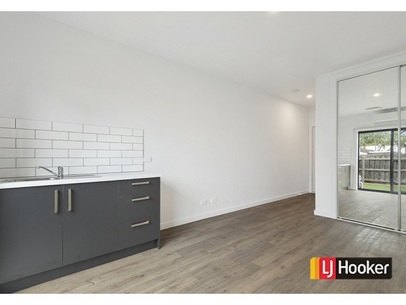 4/92 Beach Street, Frankston VIC 3199