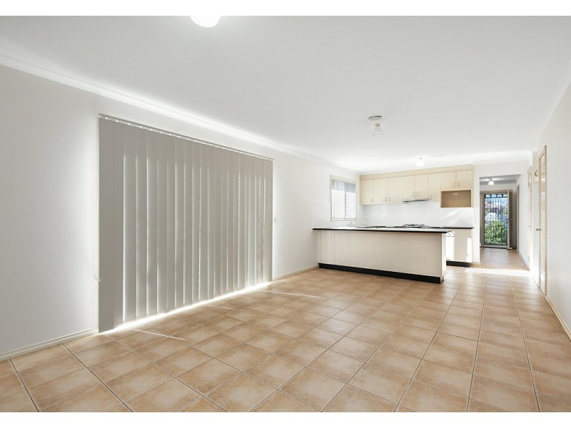 33 Chardonnay Drive, Skye VIC 3977