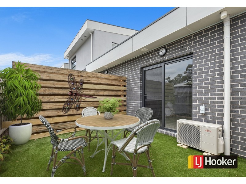 3/92 Beach Street, Frankston VIC 3199