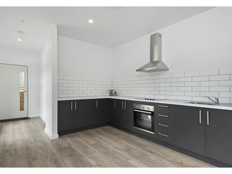 6/92 Beach Street, Frankston VIC 3199