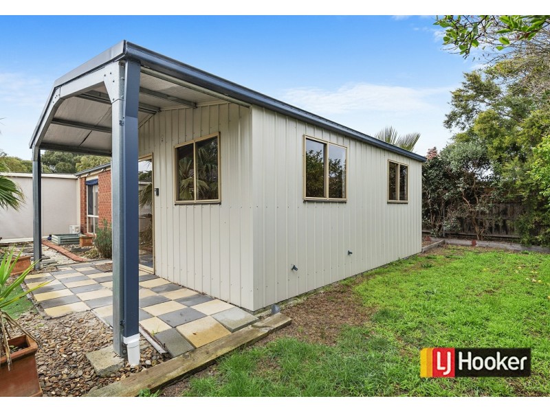 12 John Wedge Wynd, Skye VIC 3977