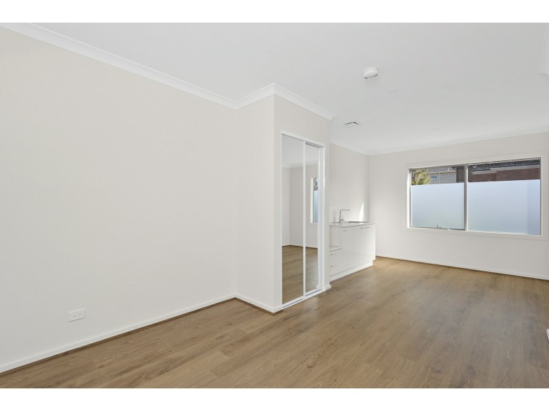 9/93 McMahons Road, Frankston VIC 3199