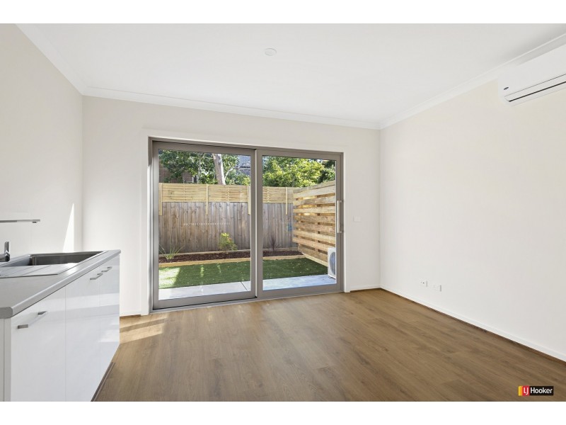 4/93 McMahons Road, Frankston VIC 3199