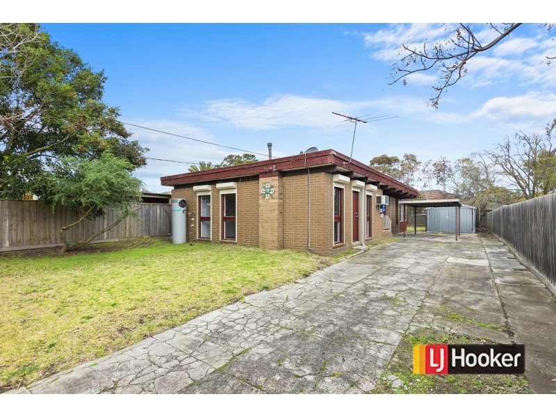 4 Walbundry Avenue, Frankston VIC 3199