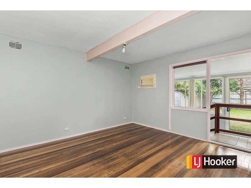 4 Walbundry Avenue, Frankston VIC 3199
