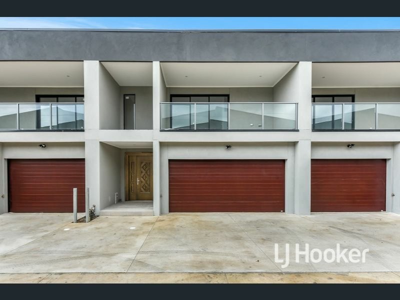 12 Autumn Crescent, Carrum Downs VIC 3201