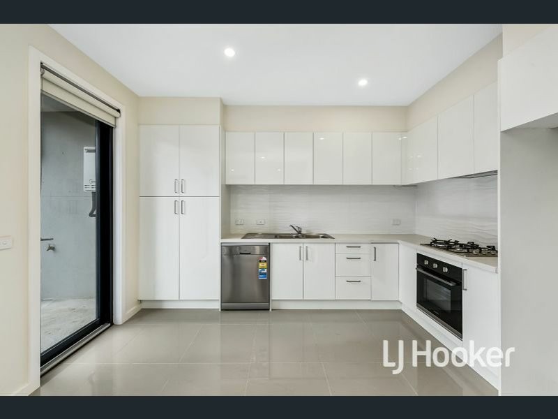 12 Autumn Crescent, Carrum Downs VIC 3201