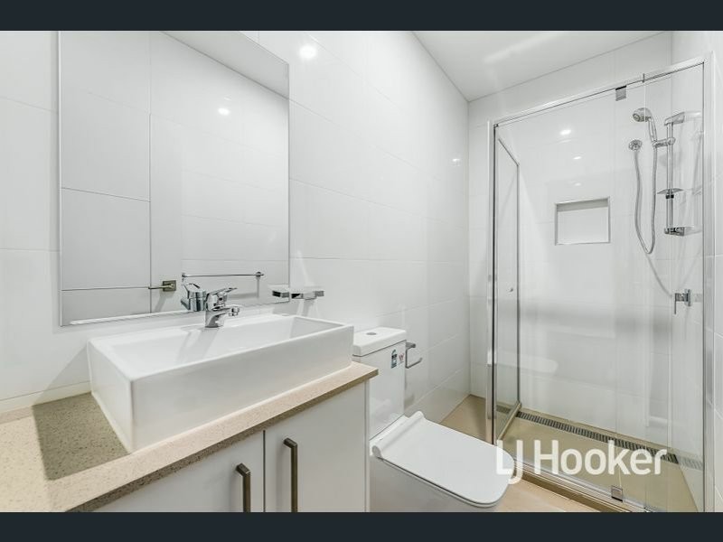 12 Autumn Crescent, Carrum Downs VIC 3201