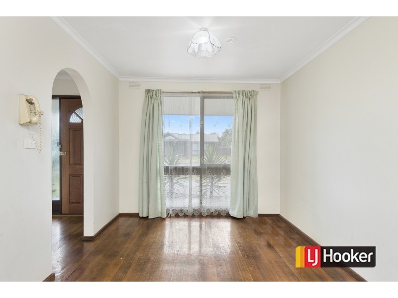 6 Minton Drive, Frankston VIC 3199