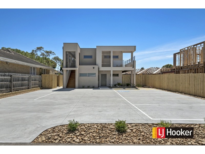 1/3 Burns Street, Frankston VIC 3199