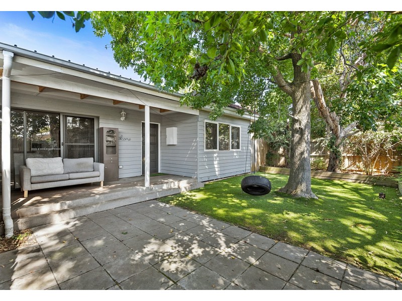 17 Jubilee Avenue, Seaford VIC 3198