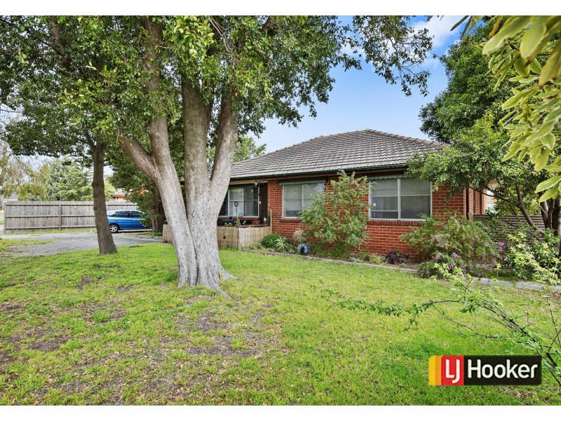 62 Brunning Crescent, Frankston North VIC 3200