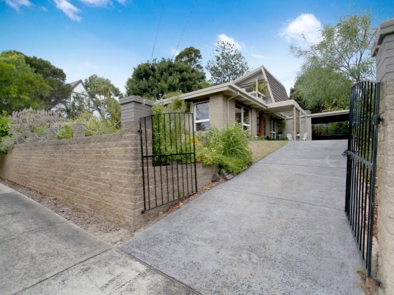 30 Kimba Avenue, Frankston VIC 3199