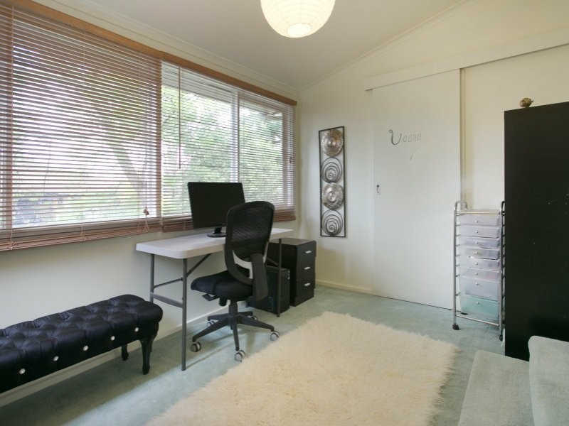 30 Kimba Avenue, Frankston VIC 3199