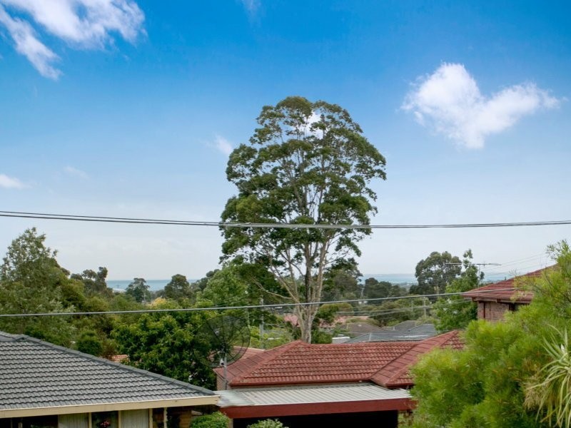 30 Kimba Avenue, Frankston VIC 3199