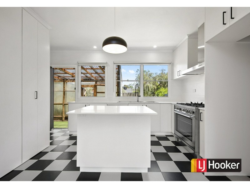 4 Mahogany Avenue, Frankston North VIC 3200