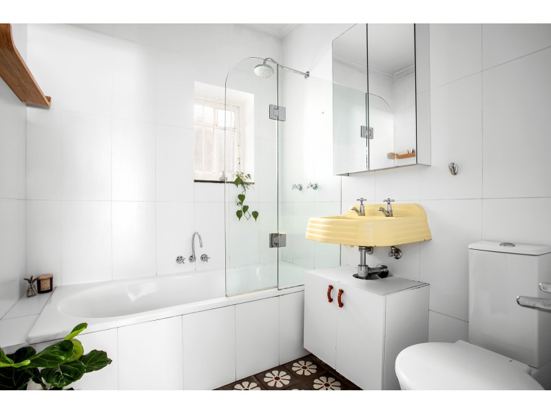 1/1A Castlefield Street, Bondi NSW 2026